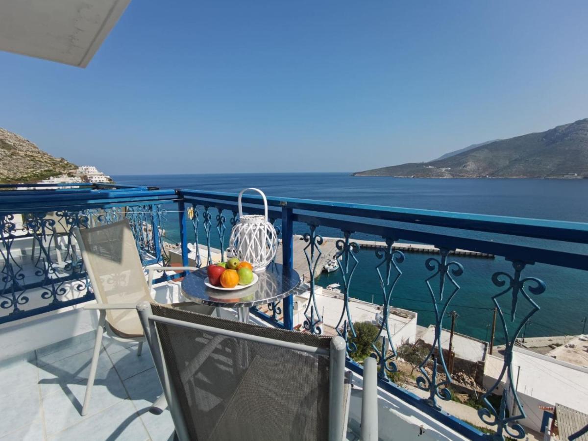 Marinas Studios Livadia  Buitenkant foto