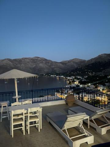 Marinas Studios Livadia  Buitenkant foto